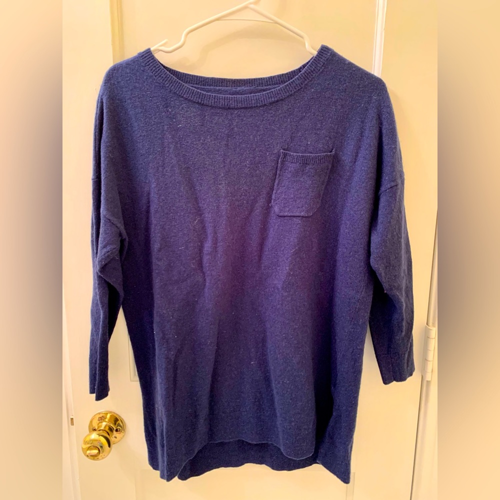Vineyard Vines top
